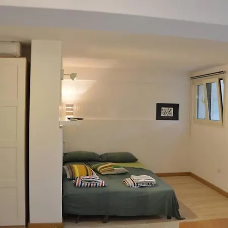 Apartment Monolocale Samira *