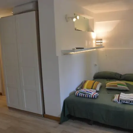 Monolocale Samira アパート アルバタクス