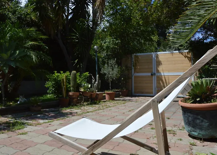 Monolocale Samira Apartman Àrbatax